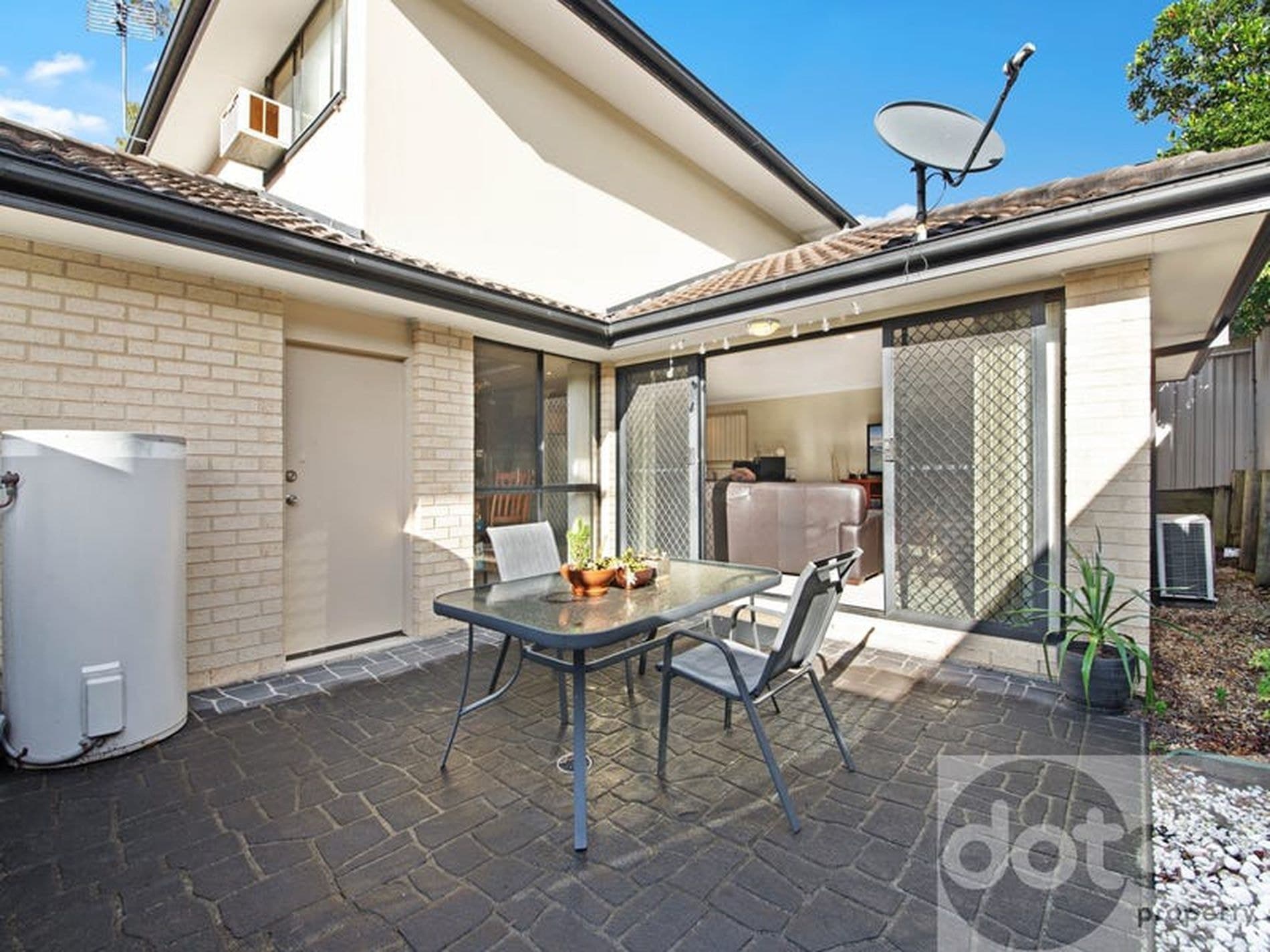 4 / 26 Waratah Street, East Gosford, East Gosford - Thumbnail 4
