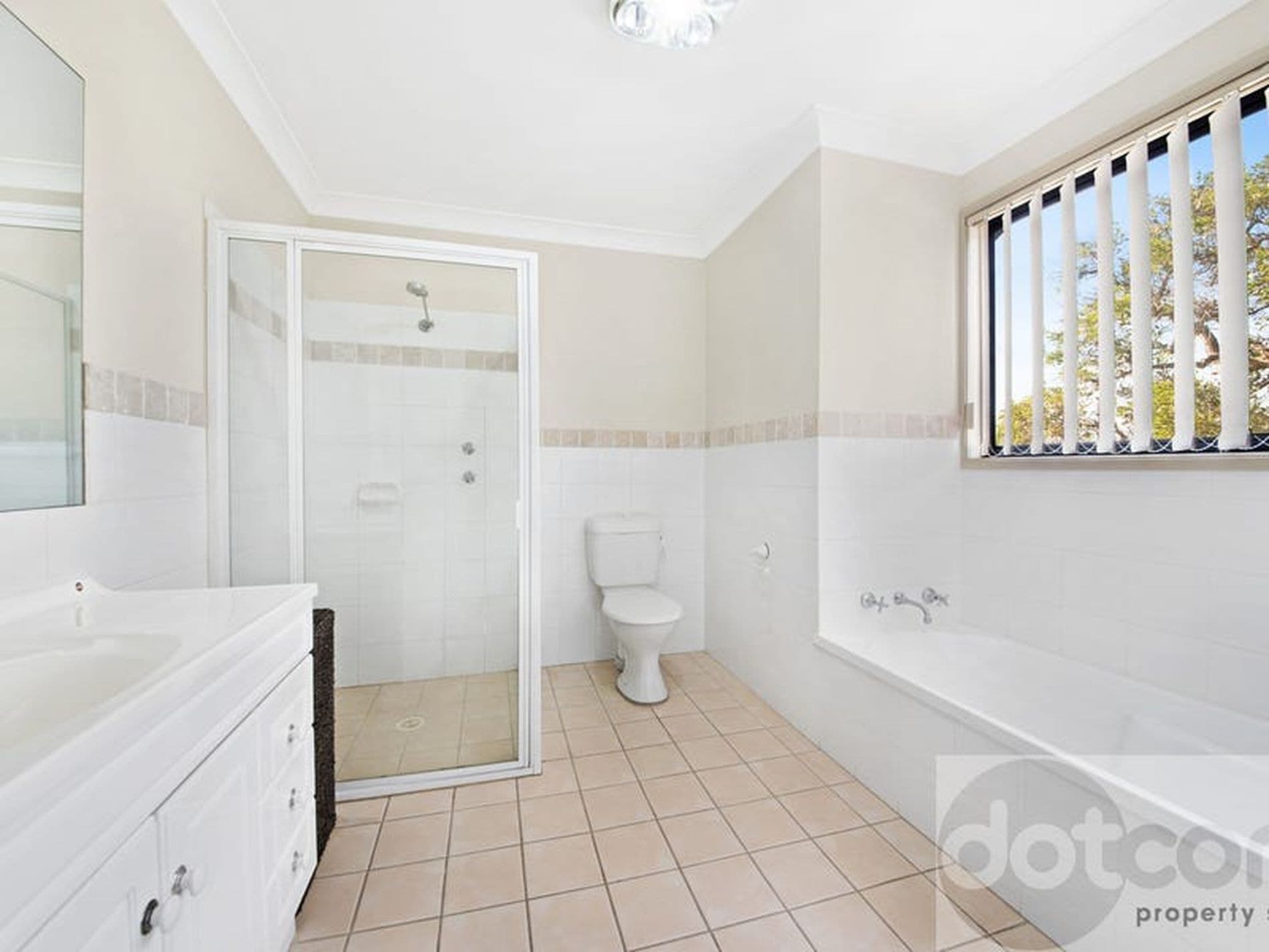 4 / 26 Waratah Street, East Gosford, East Gosford - Thumbnail 8