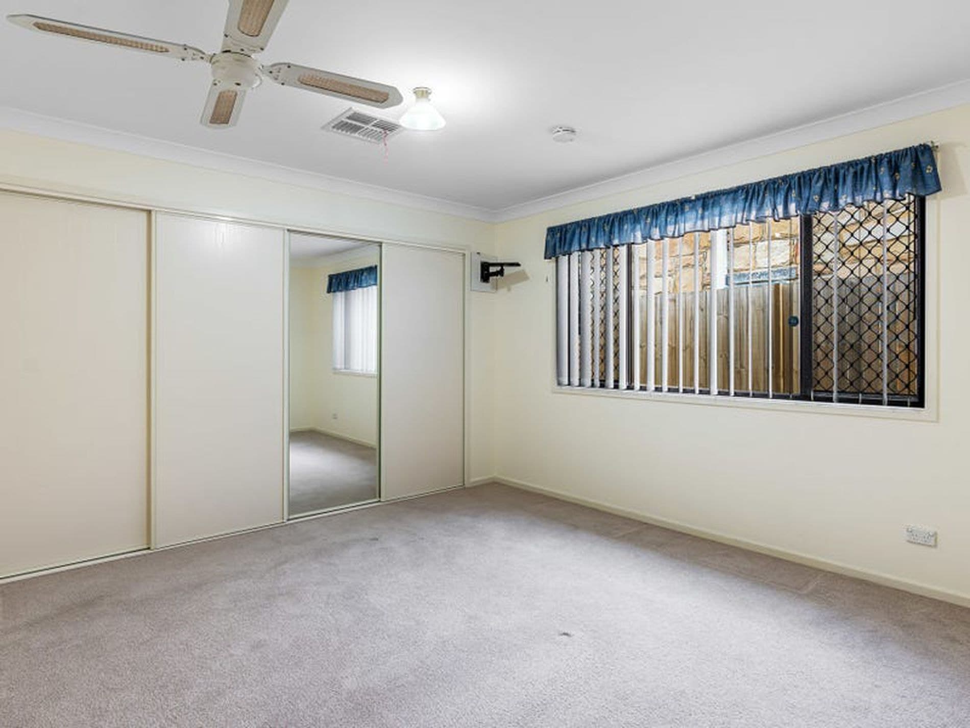 4 Merinda Avenue, Charmhaven - Thumbnail 5