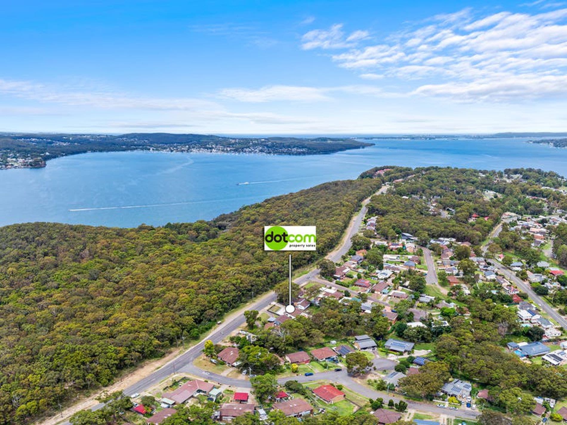 111 The Ridgeway, Bolton Point - Thumbnail 3