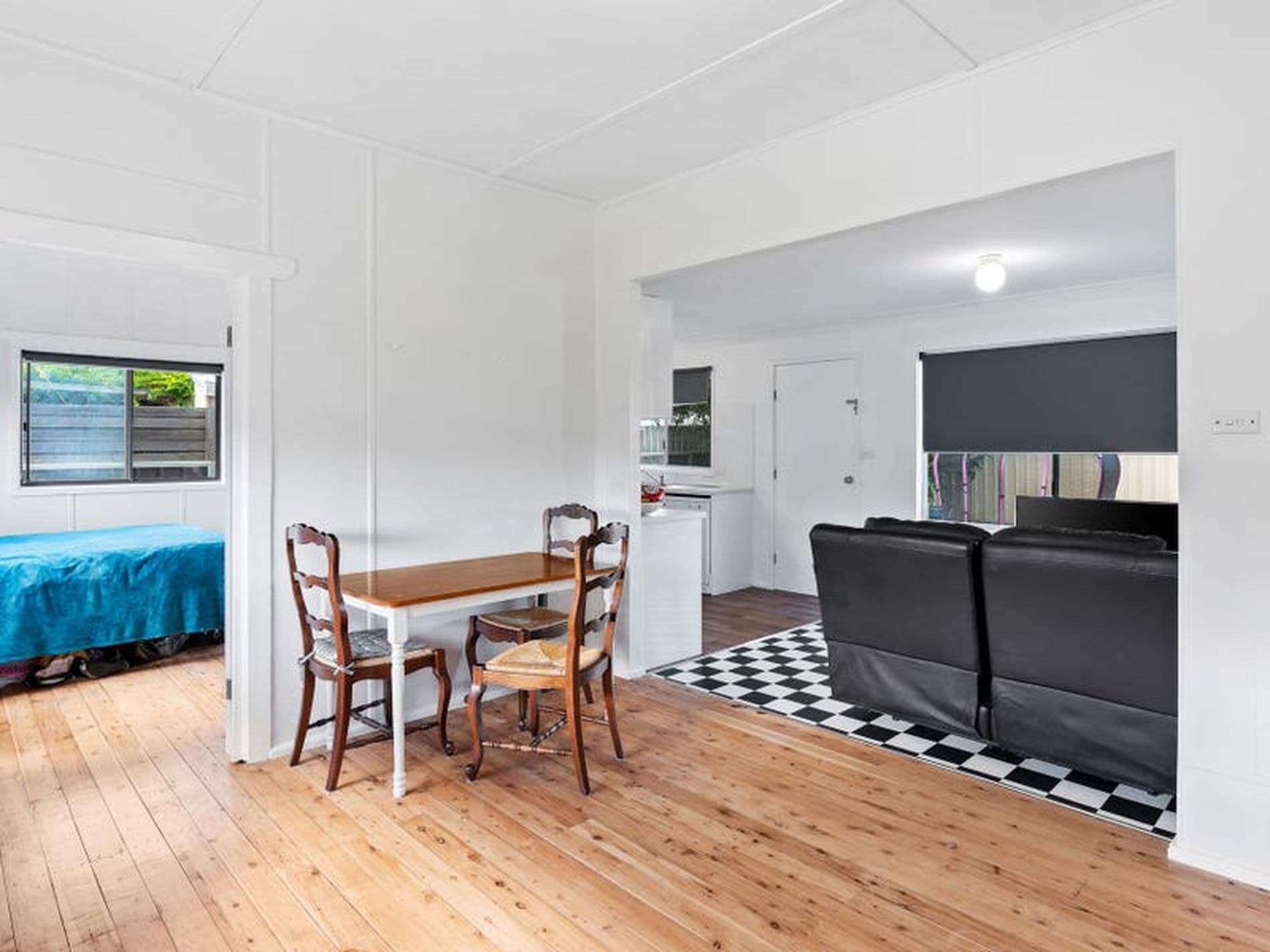 27 Georgina Avenue, Gorokan - Thumbnail 5