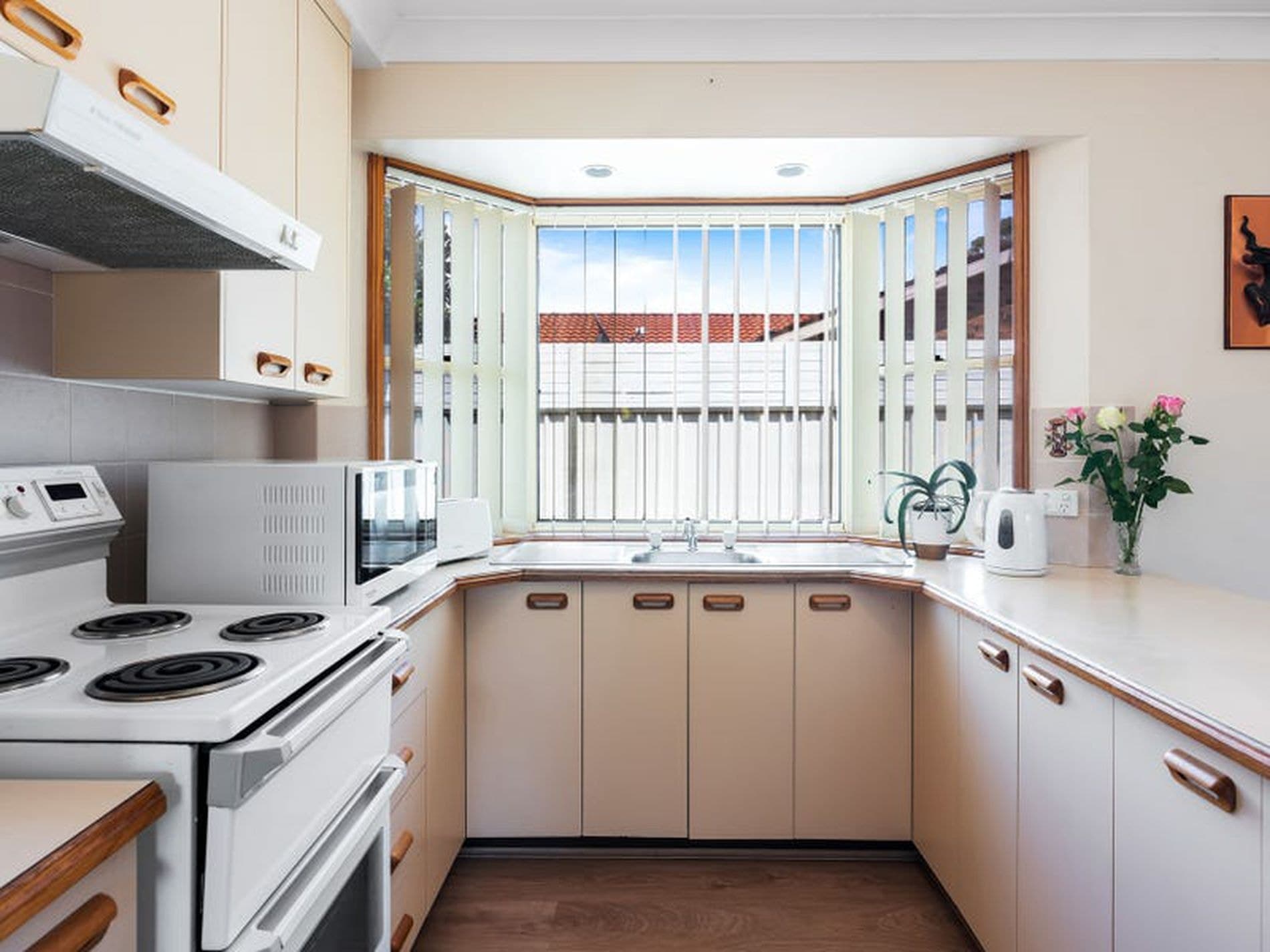 2 / 16 Crossingham Street, Canton Beach - Thumbnail 4