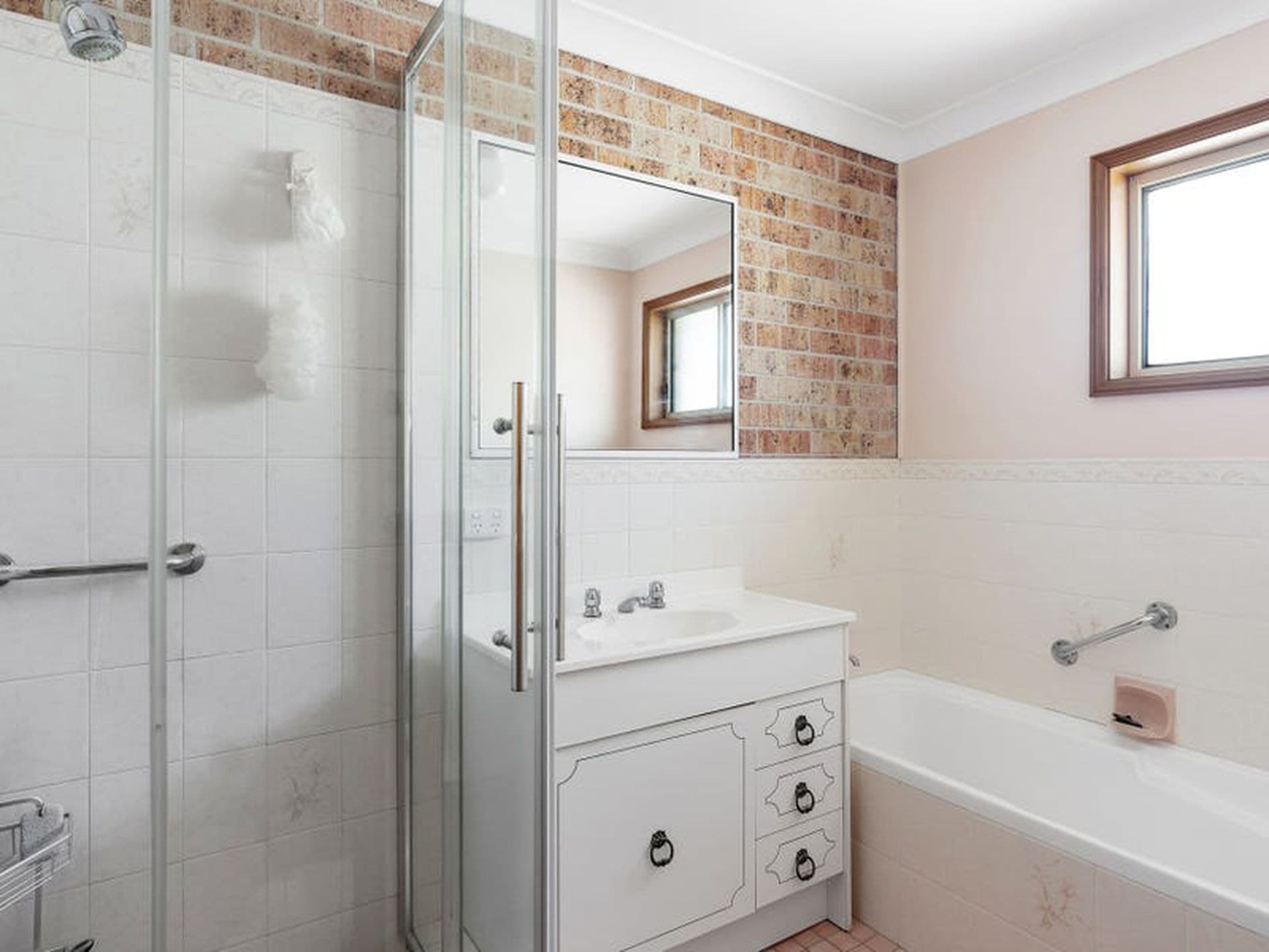 2 / 16 Crossingham Street, Canton Beach - Thumbnail 6