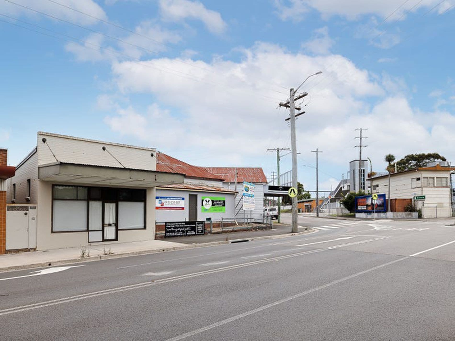 669 Glebe Road, Adamstown - Thumbnail 2