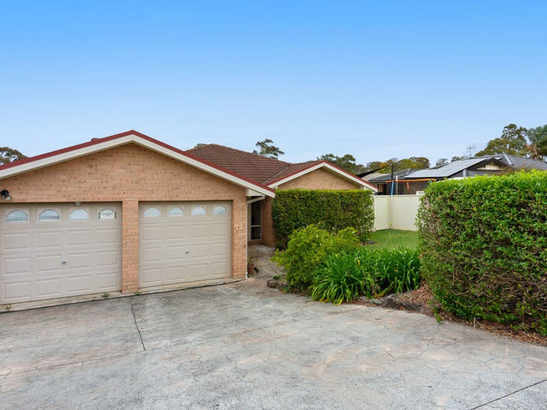5 Gibson Close, Kanwal - Image 1