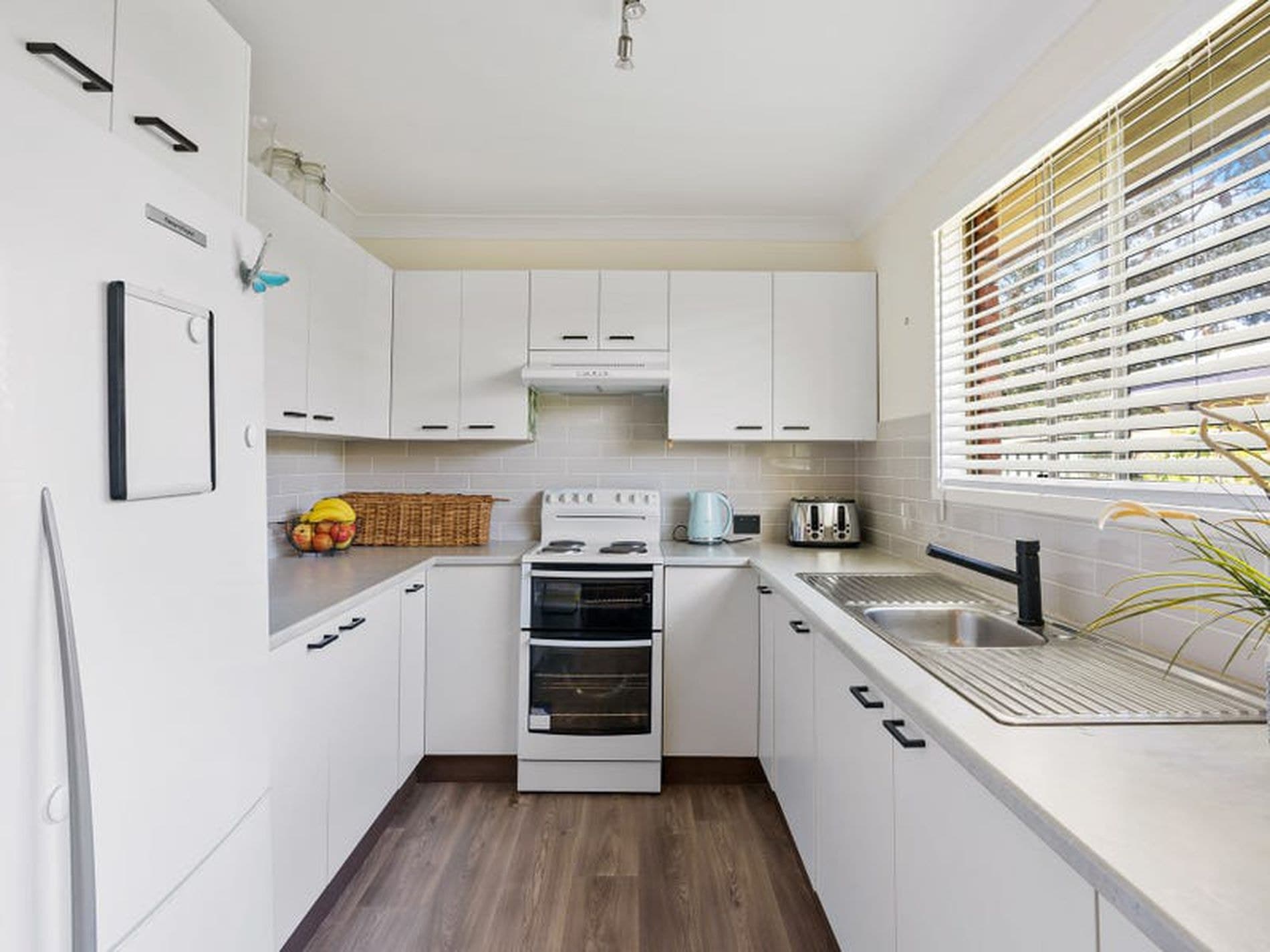 45 Delia Avenue, Budgewoi - Thumbnail 3