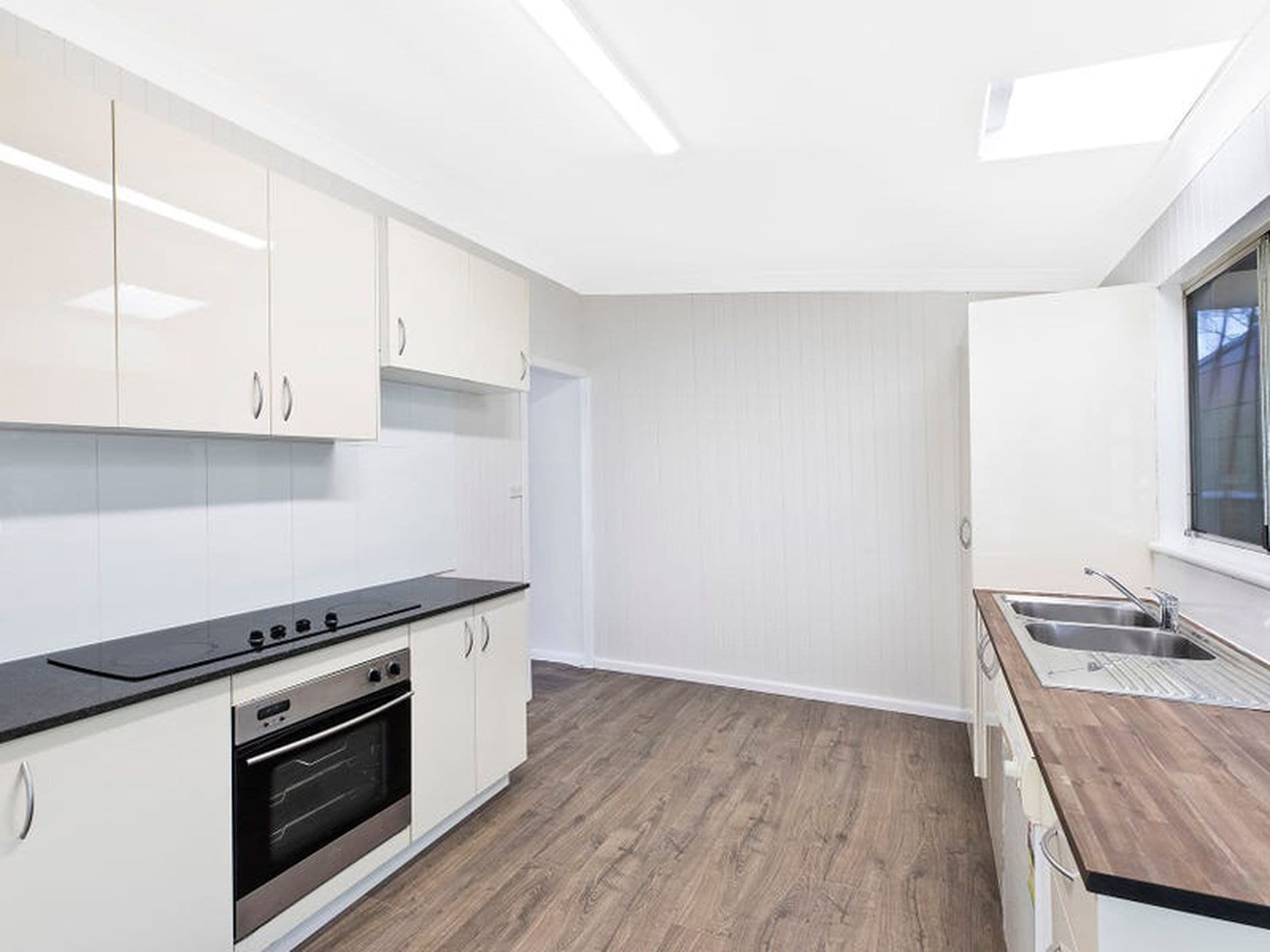 40 Crossingham Street, Canton Beach - Thumbnail 3