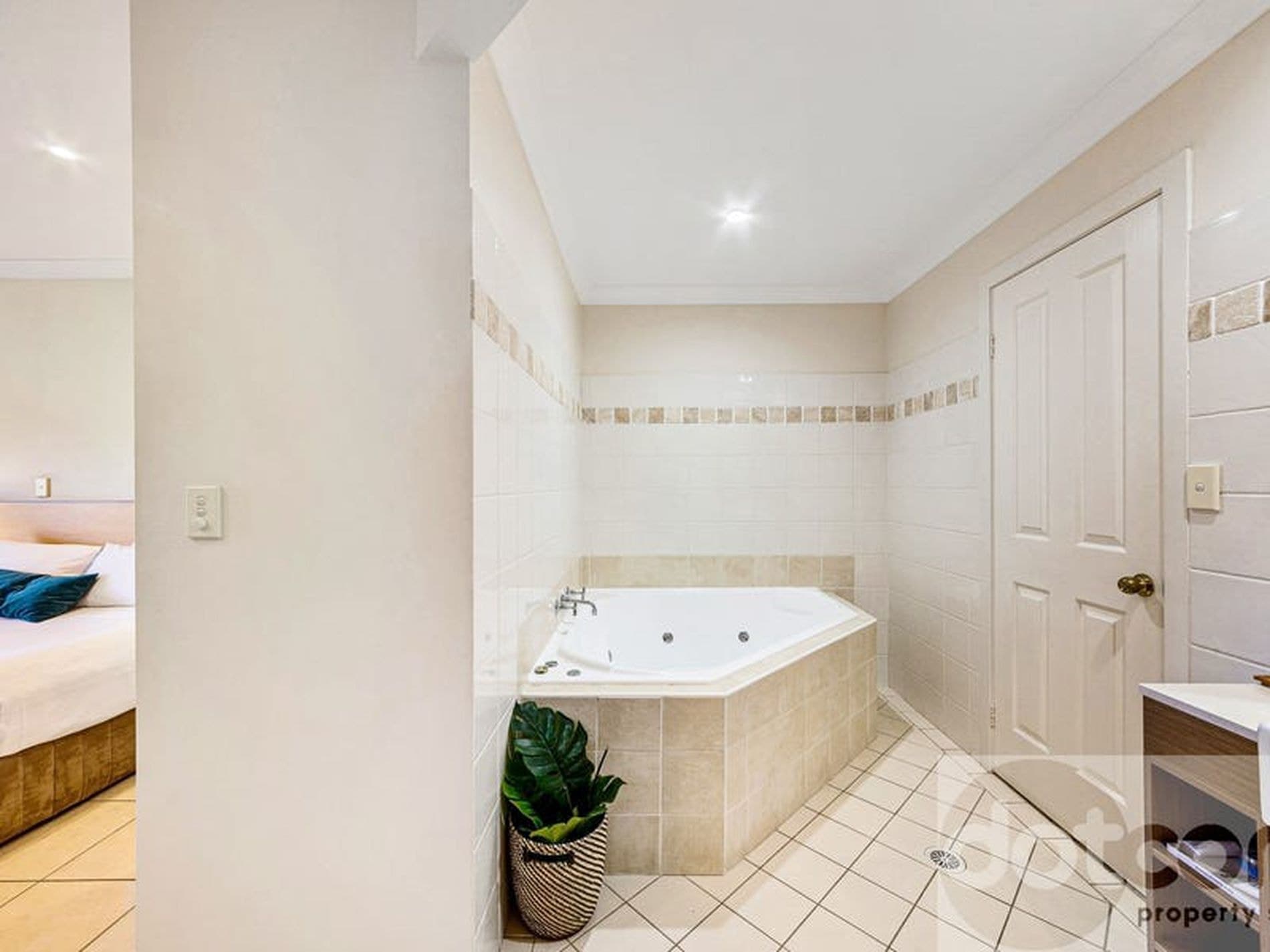 17 / 6 Maroomba Road, Terrigal - Thumbnail 7