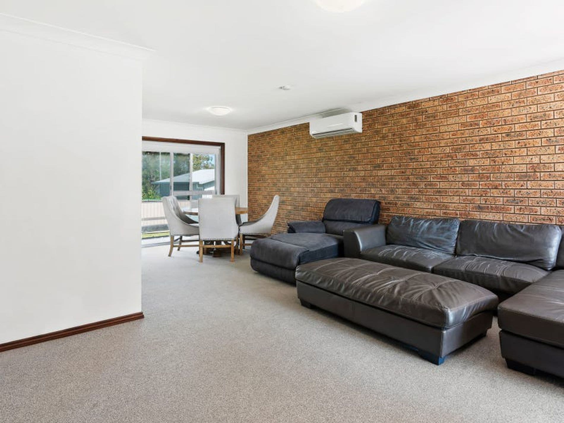 20 Ravenswood Street, Mannering Park, Mannering Park - Thumbnail 3