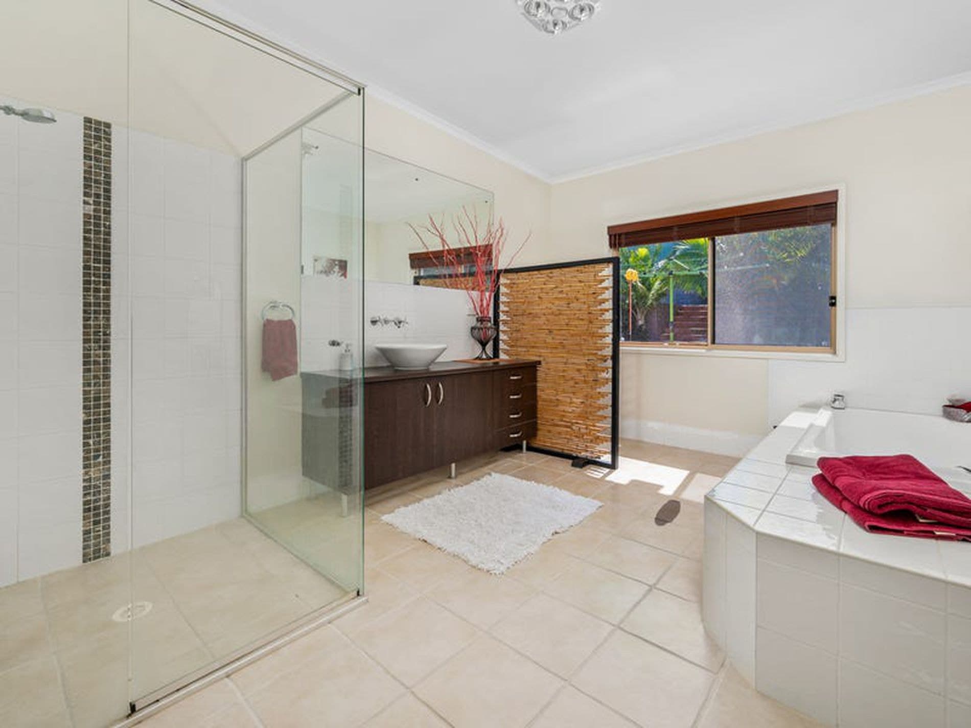 14 Karina Place, Bolton Point - Thumbnail 4