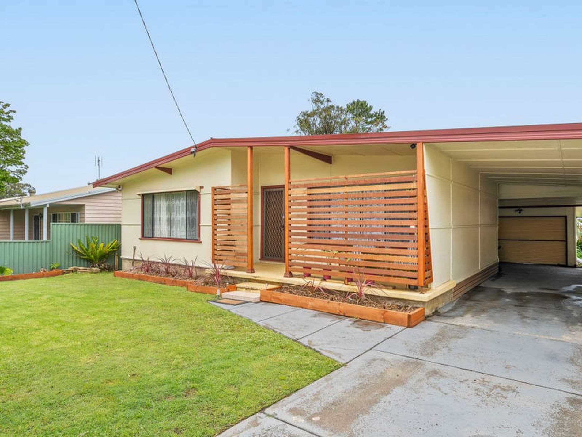 9 Resthaven Avenue, Charmhaven - Image 1