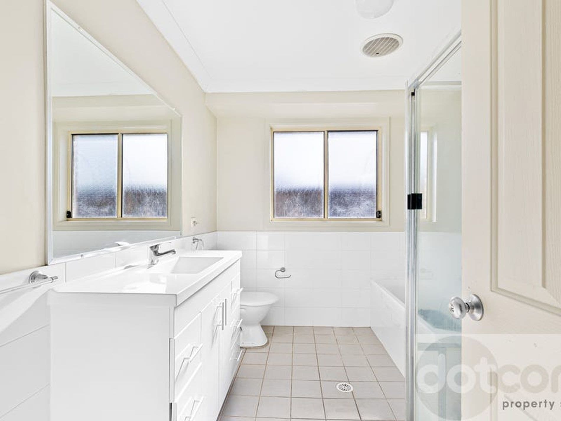 11 Lotus Terrace, Hamlyn Terrace - Thumbnail 5