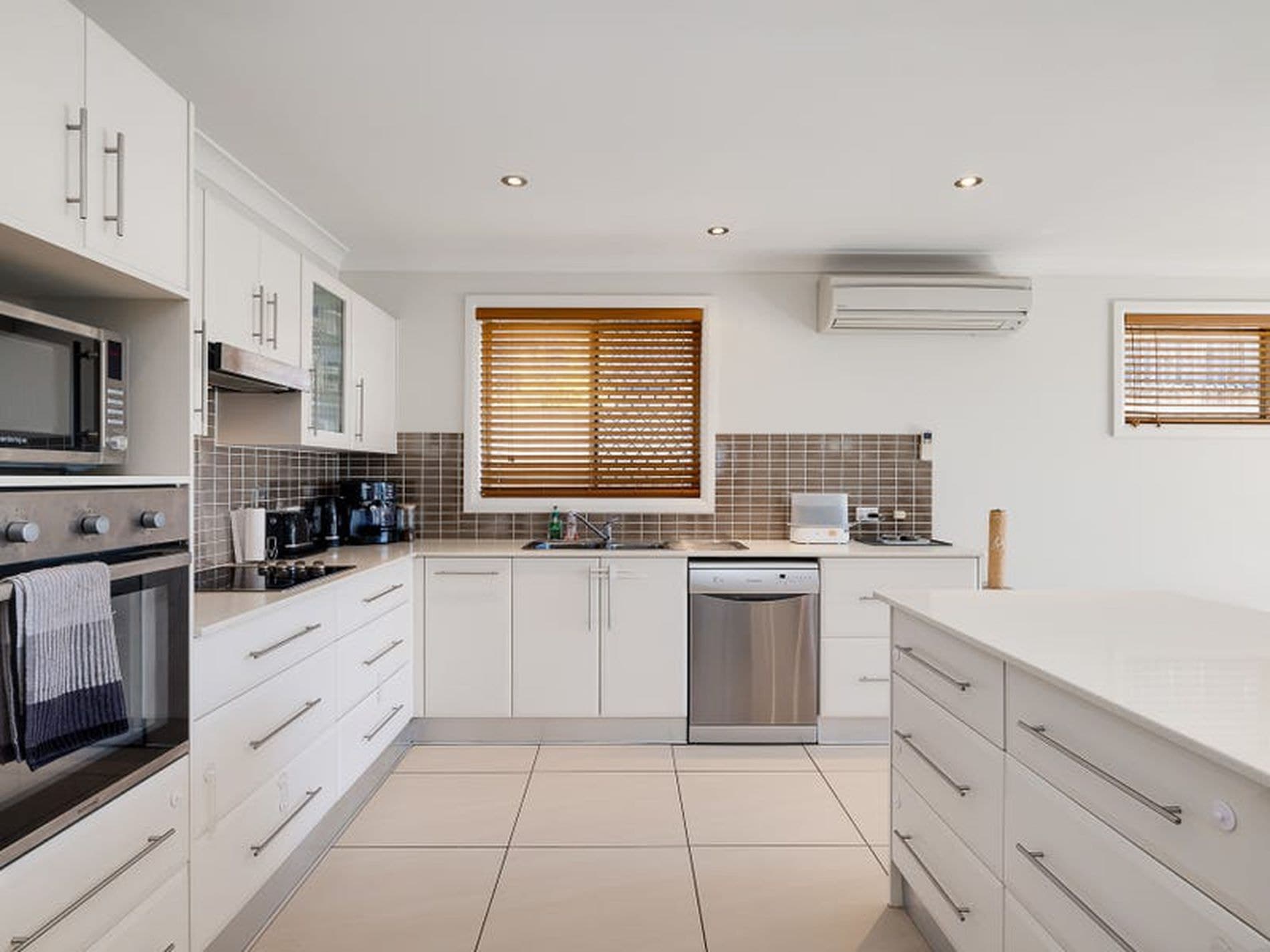 10 Strutt Crescent, Metford - Thumbnail 5
