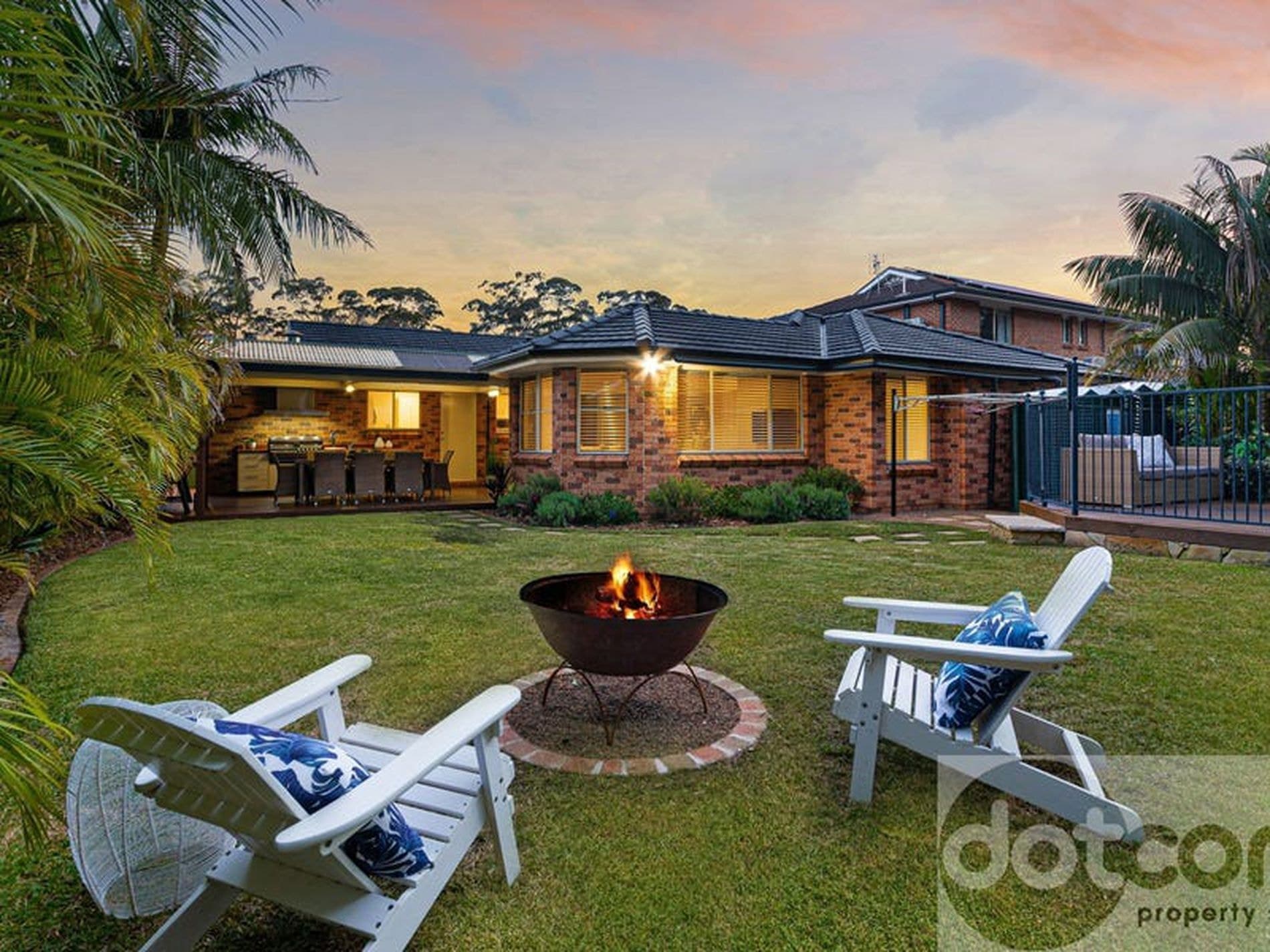 61 Woodview Avenue, Lisarow, Lisarow - Image 1