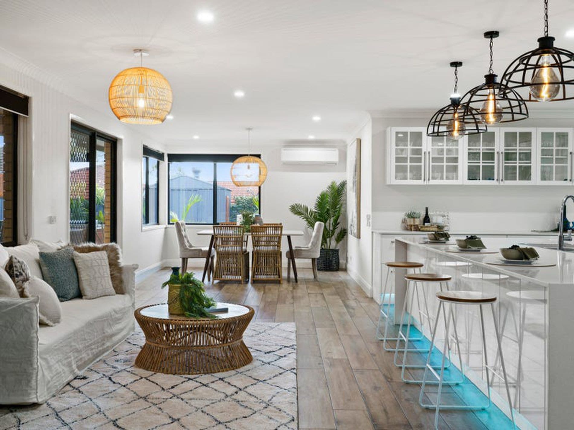 46 Piper Drive, Hamlyn Terrace - Thumbnail 8