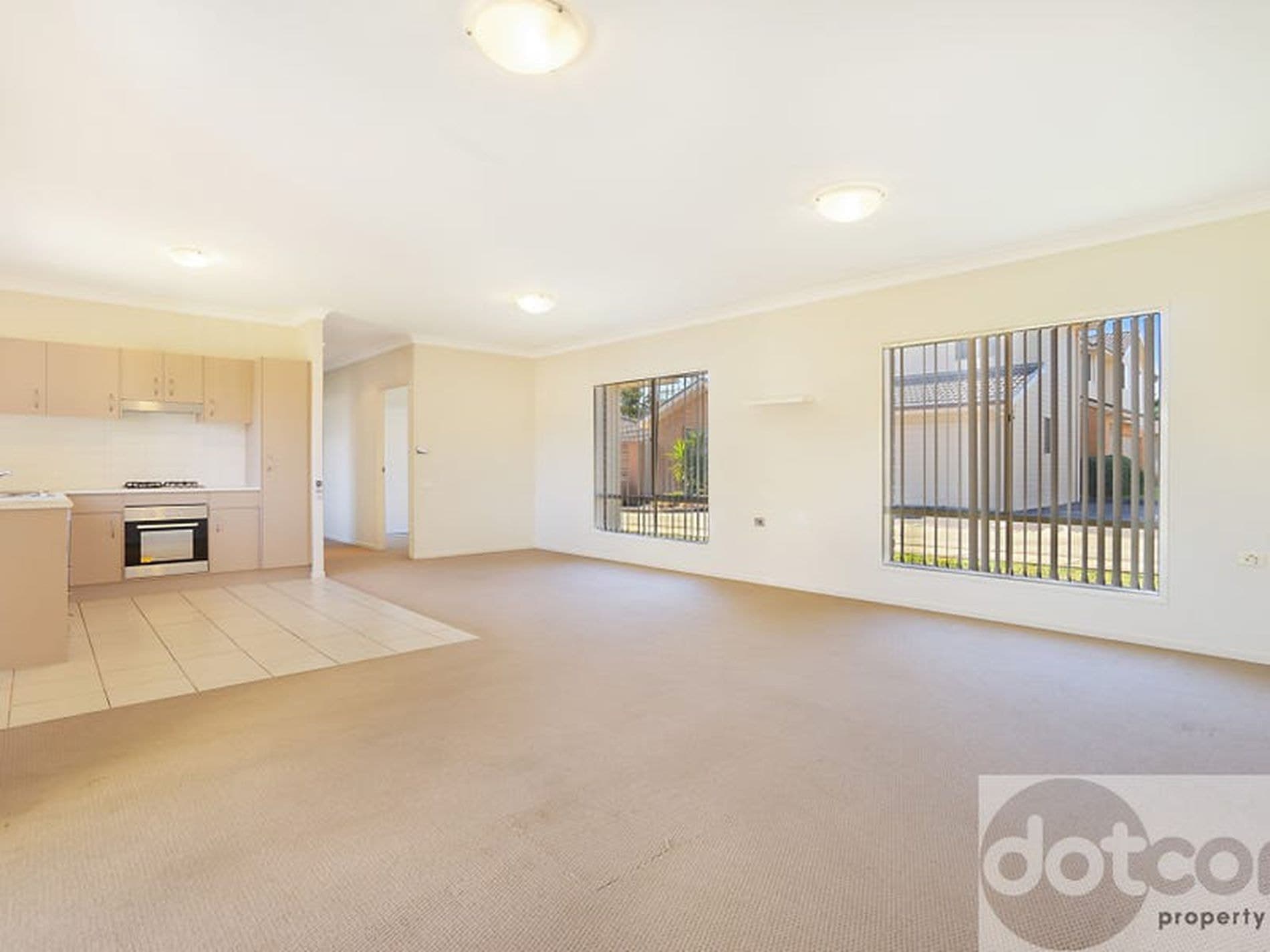 2 / 3 Gahnia Place, Hamlyn Terrace, Hamlyn Terrace - Thumbnail 5