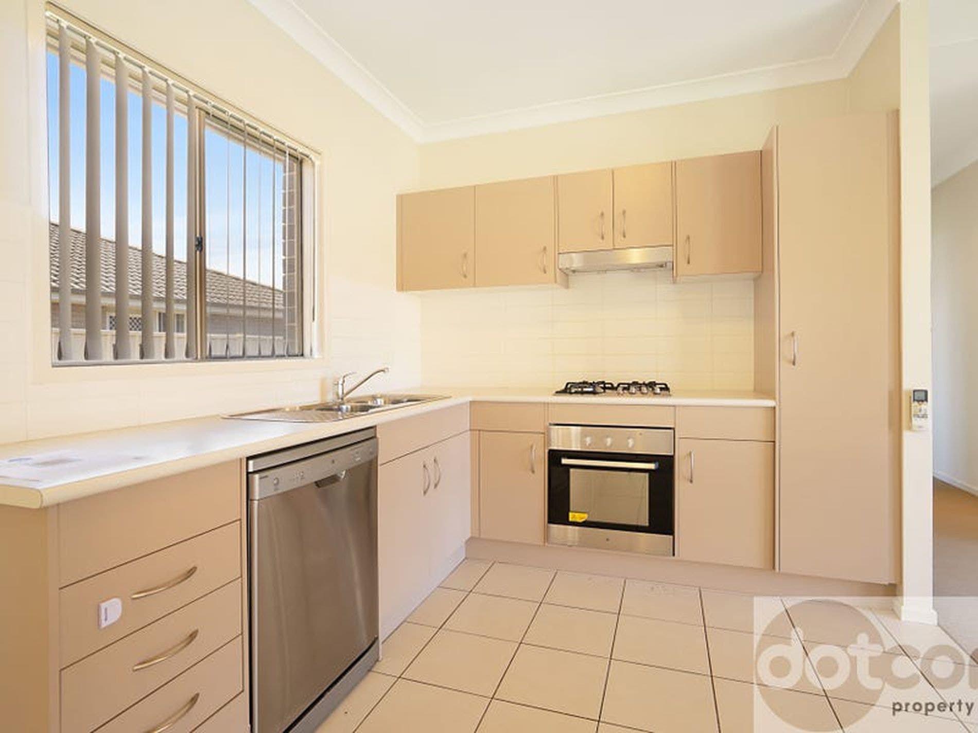 2 / 3 Gahnia Place, Hamlyn Terrace, Hamlyn Terrace - Thumbnail 6