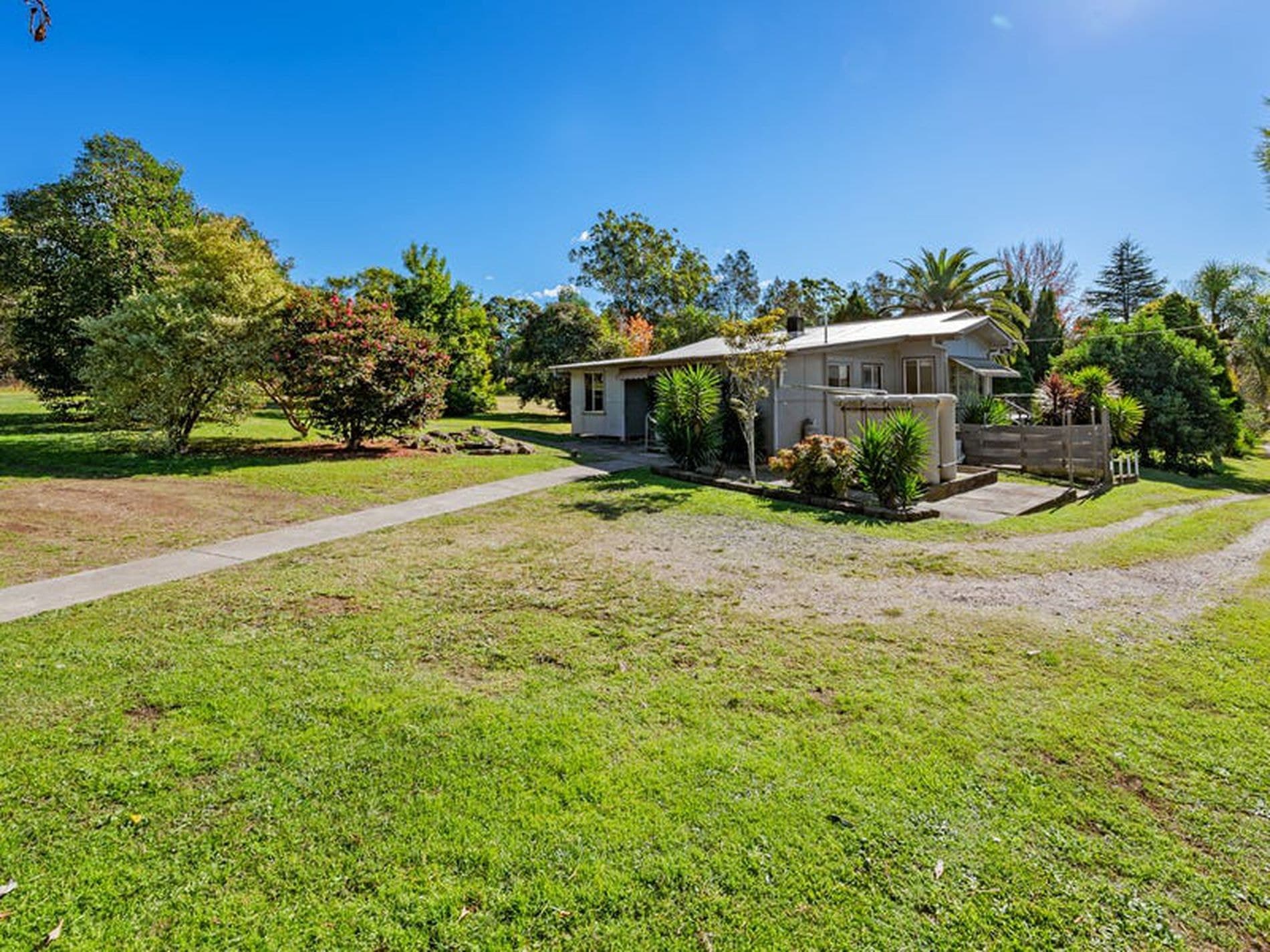 253 Freemans Drive, Morisset - Thumbnail 8