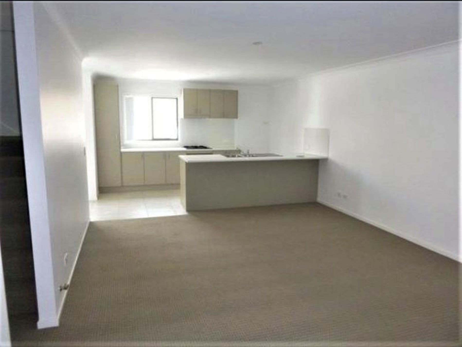 20 Skylark Avenue, Thornton - Thumbnail 2