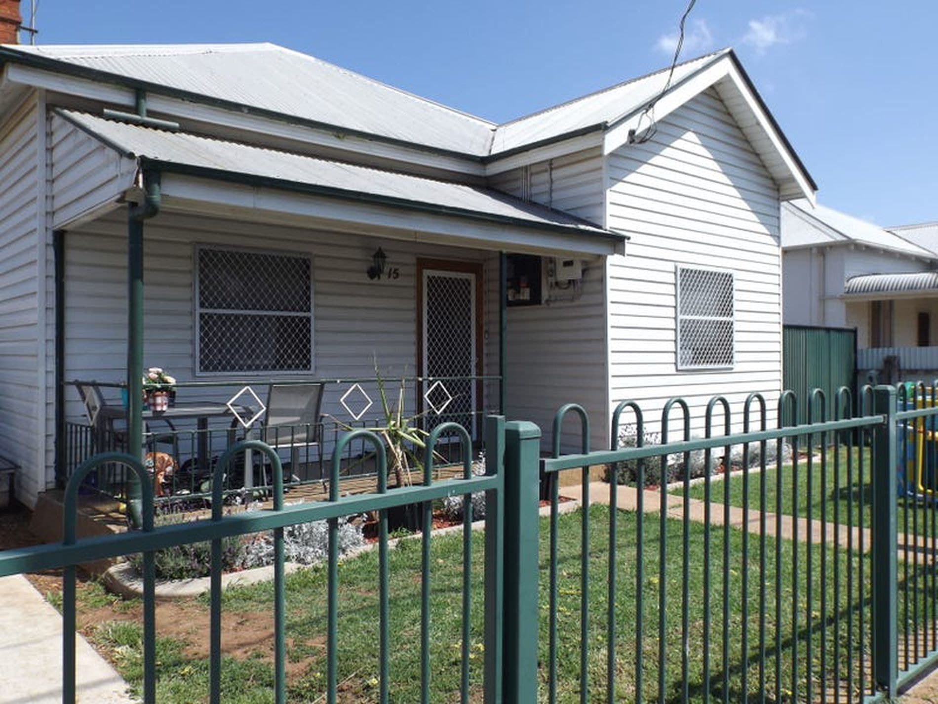 15 Pozieres Street, Dubbo - Image 1