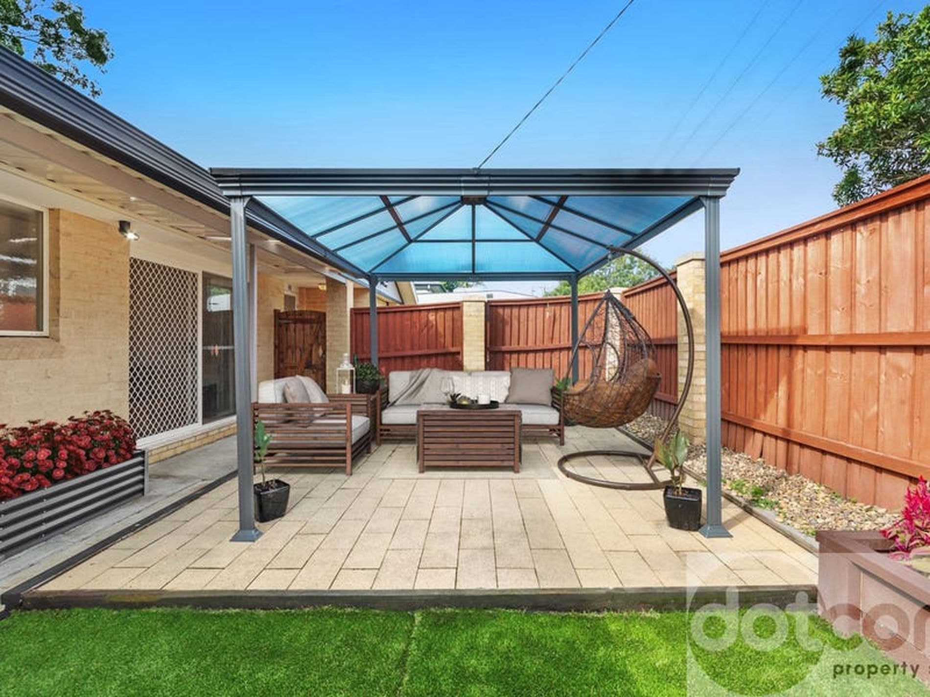 2A Garland Avenue, Killarney Vale - Thumbnail 2