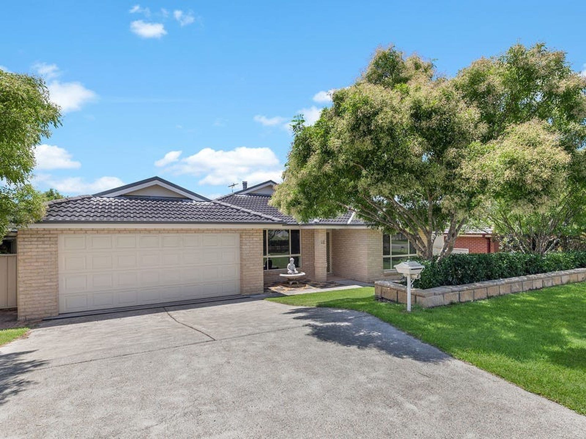 12 Norwich Avenue, Raworth - Image 1