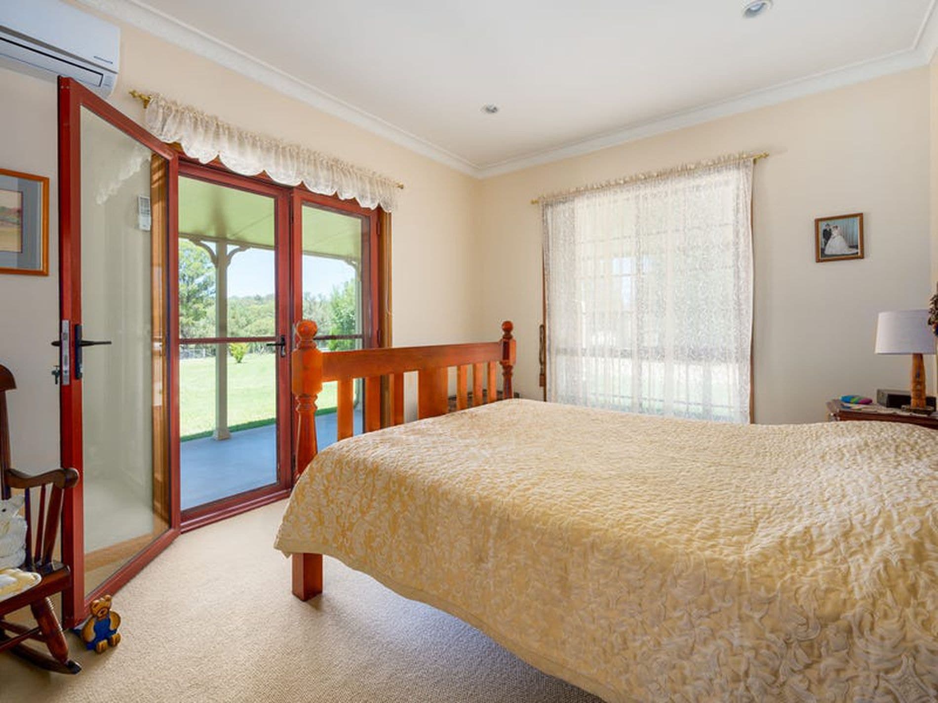 6 Merewether Close, North Rothbury - Thumbnail 5