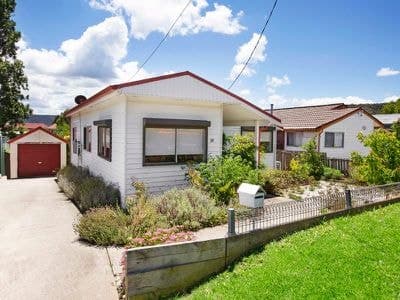 20 First Street, South Littleton - Image 1