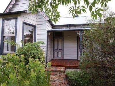 10 Coomonderry Street, Katoomba - Image 1