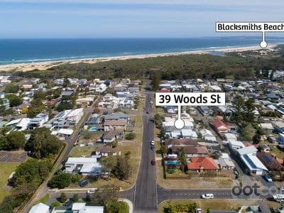 39 Woods Street, Redhead - Image 1