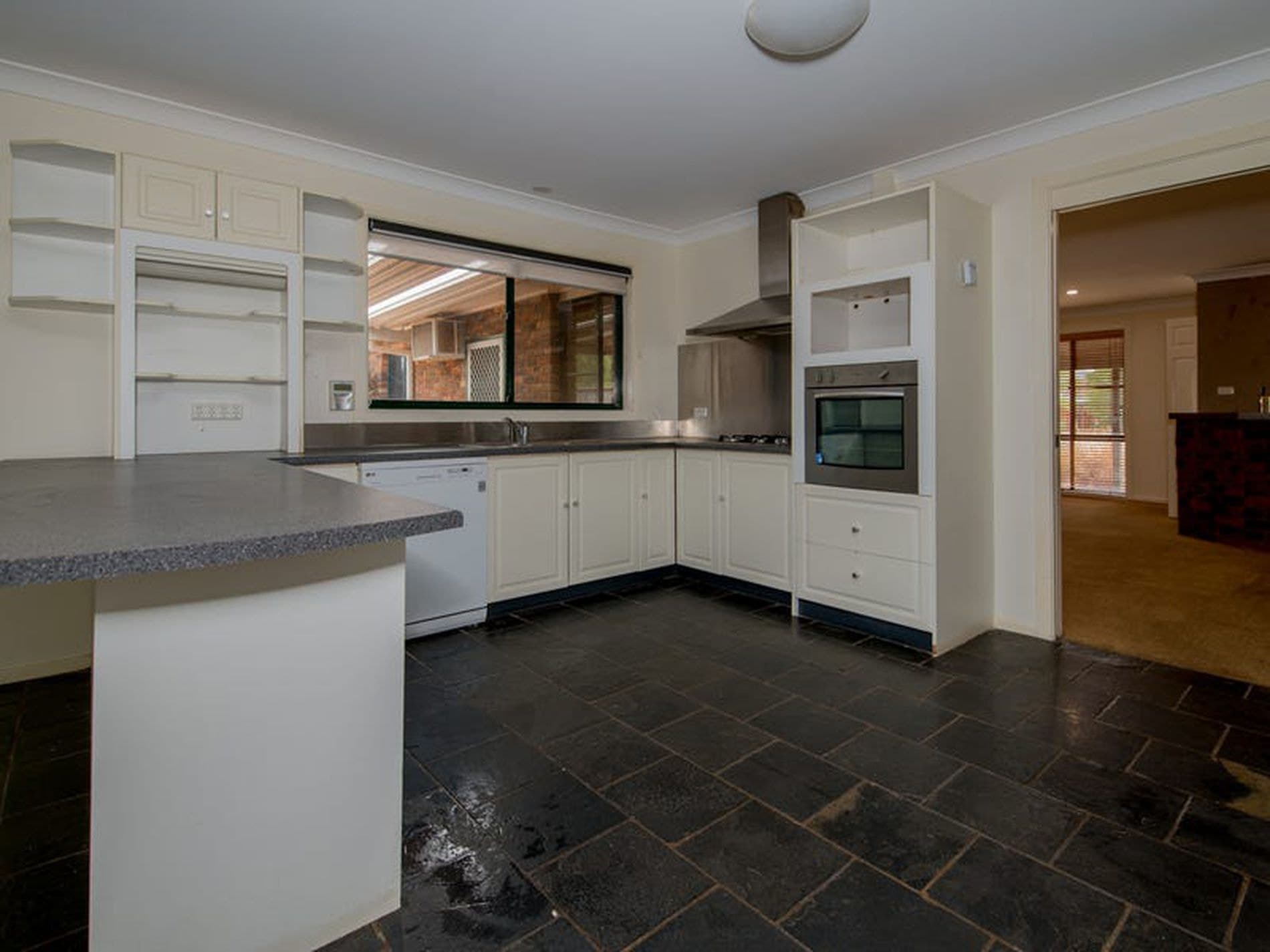 18 Hellyer Court, Dubbo - Thumbnail 3