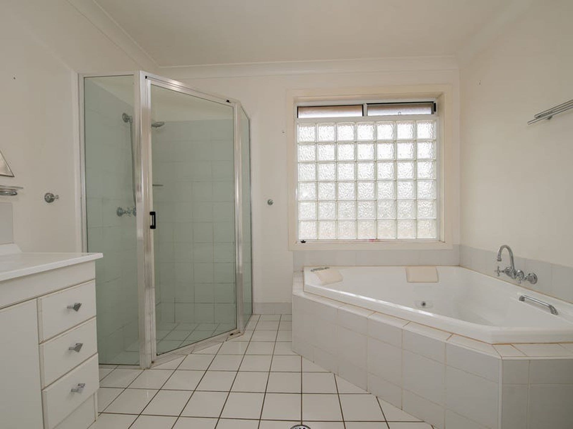 18 Hellyer Court, Dubbo - Thumbnail 4