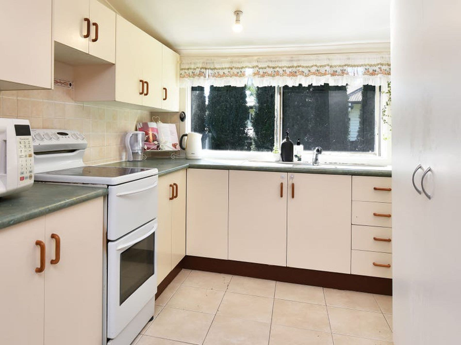 589 Freemans Drive, Cooranbong - Thumbnail 5