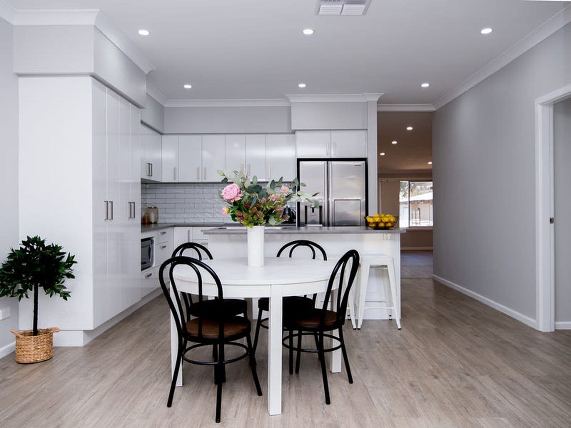 21 Sanderson Street, Dubbo - Thumbnail 3