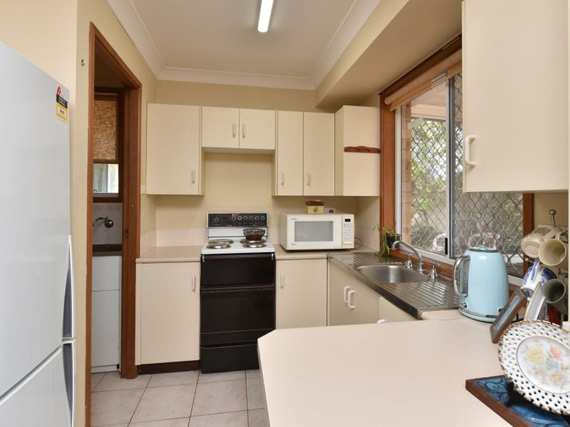 3 Trent Close, Lake Haven - Thumbnail 2