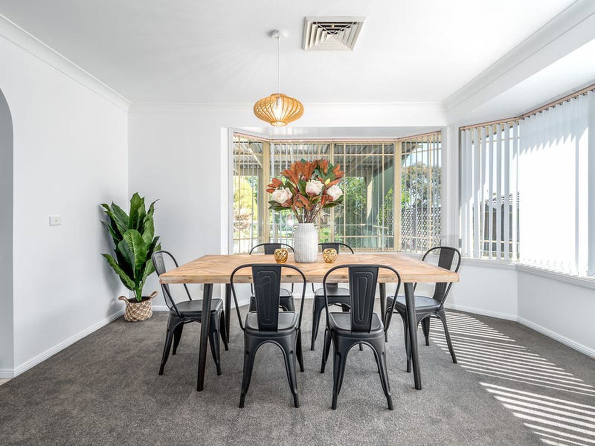 8 Crosby Court, Lakelands - Thumbnail 5