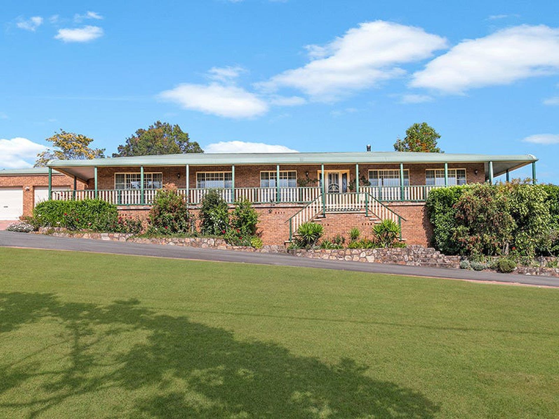 6 Blue Gum Drive, Aberglasslyn - Thumbnail 2