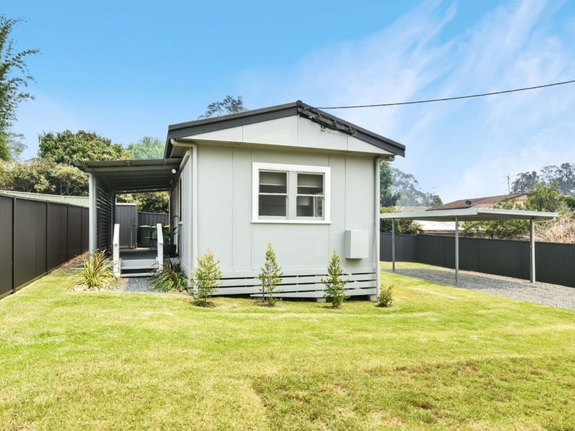 13 Bardon Lane, Brightwaters - Image 1