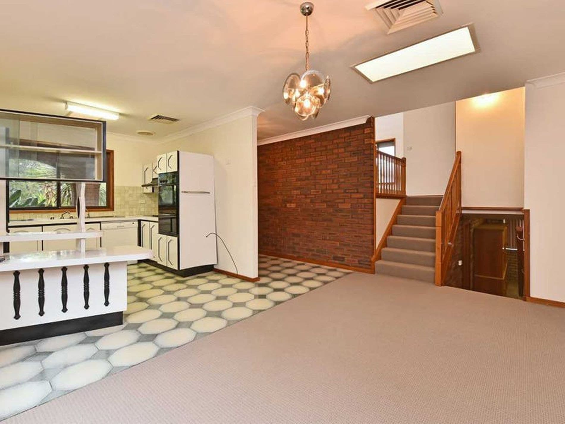 13 Old Belmont Road, Belmont North - Thumbnail 7