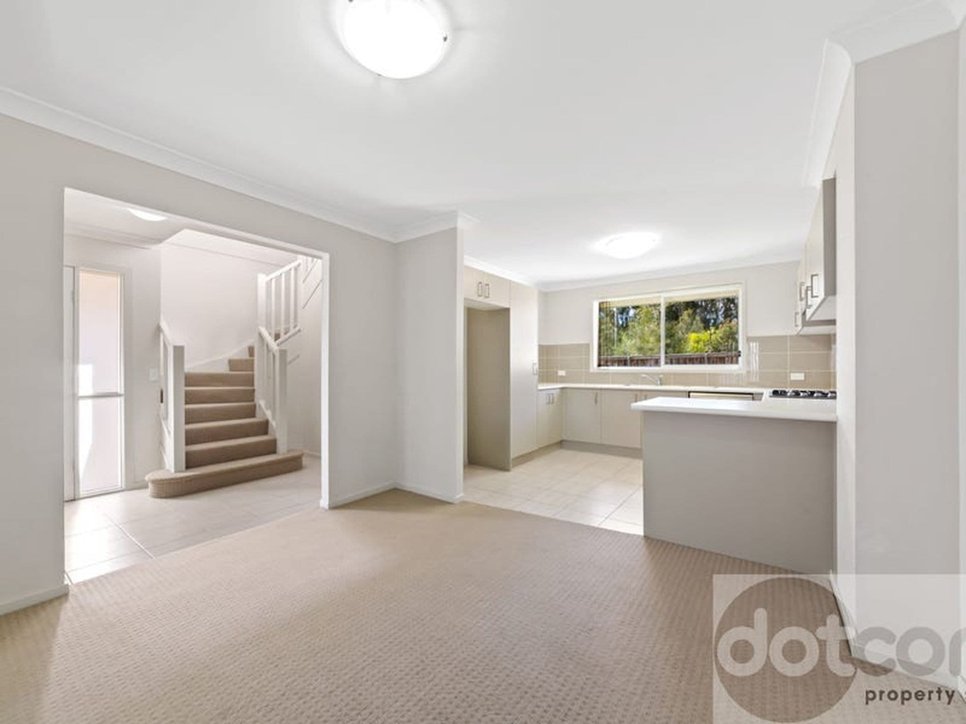 7 / 14 Lomandra Terrace, Hamlyn Terrace - Thumbnail 4