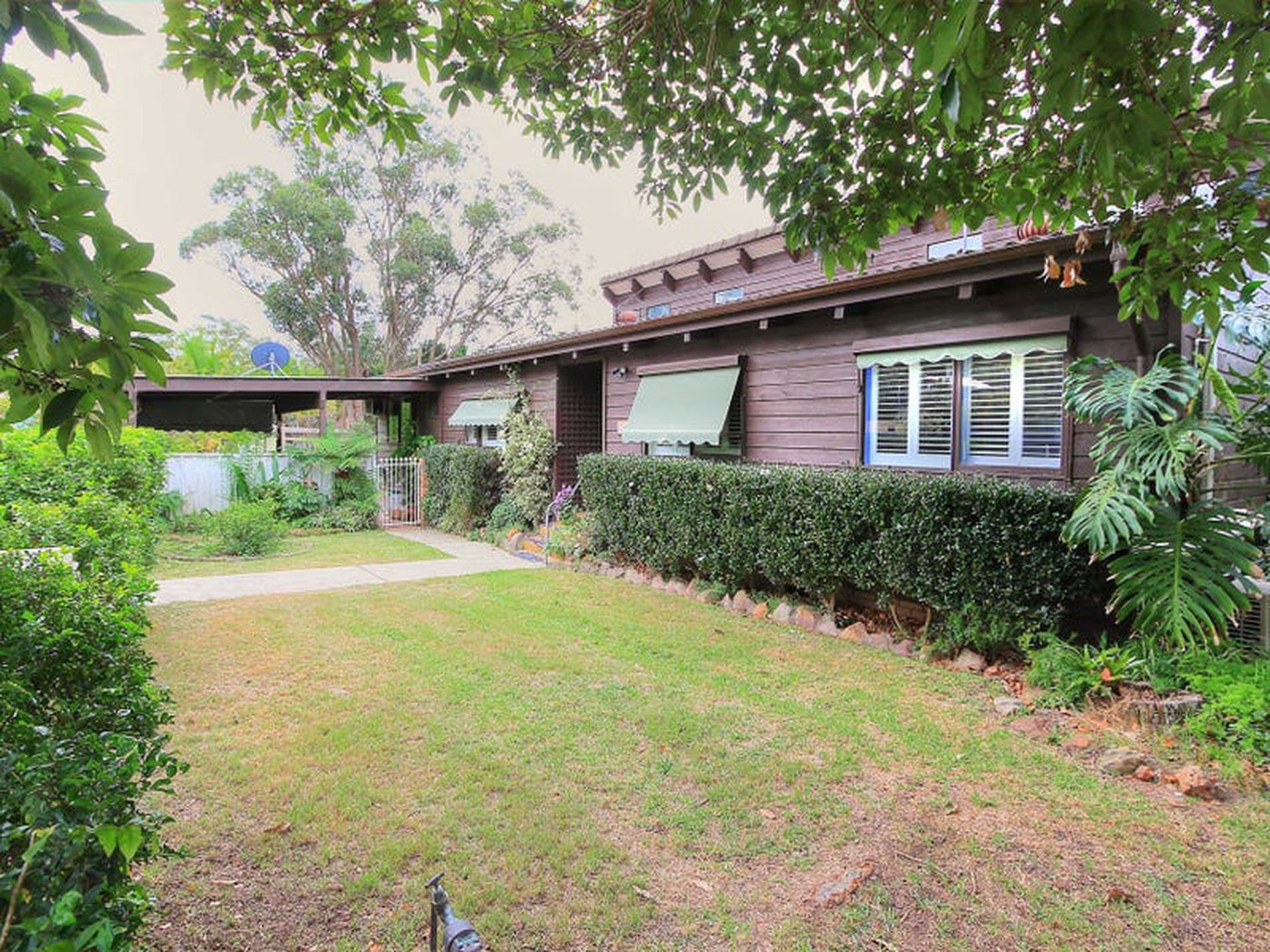 93 Albatross Road, Berkeley Vale - Thumbnail 3
