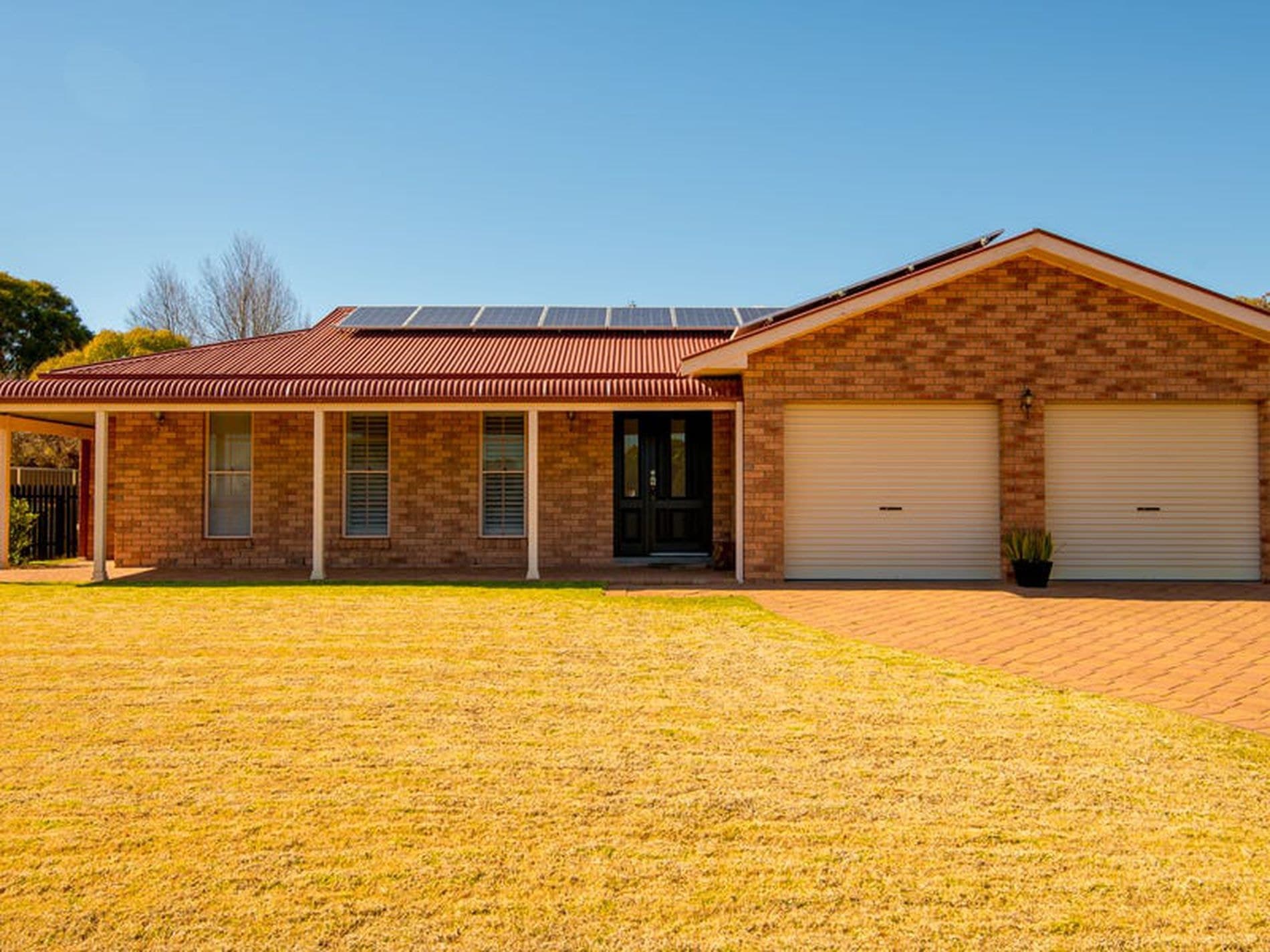 6 Wise Close, Dubbo - Image 1