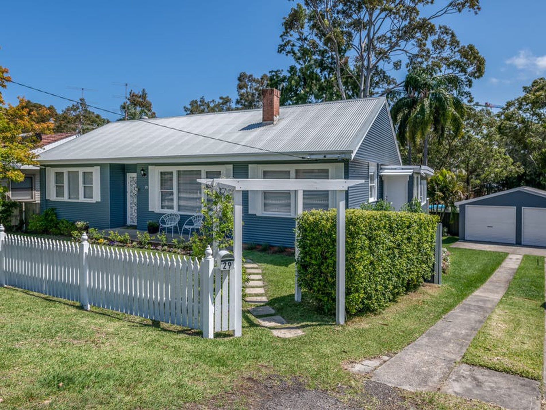 29 Milson Street, Charlestown, Charlestown - Image 1