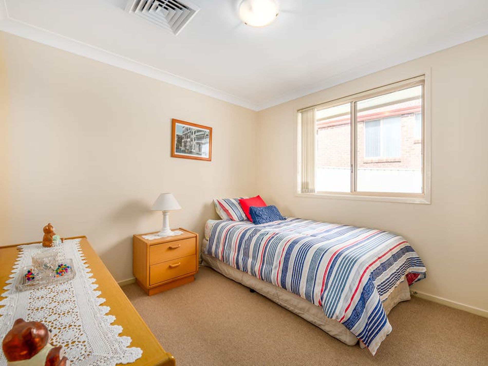 10 Lindale Way, Lakelands - Thumbnail 8