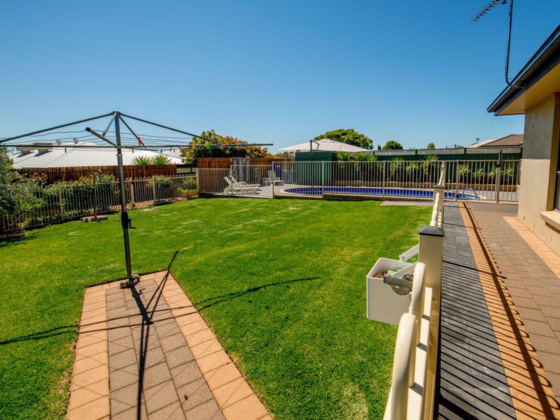 21 Cypress Point Drive, Dubbo - Thumbnail 6