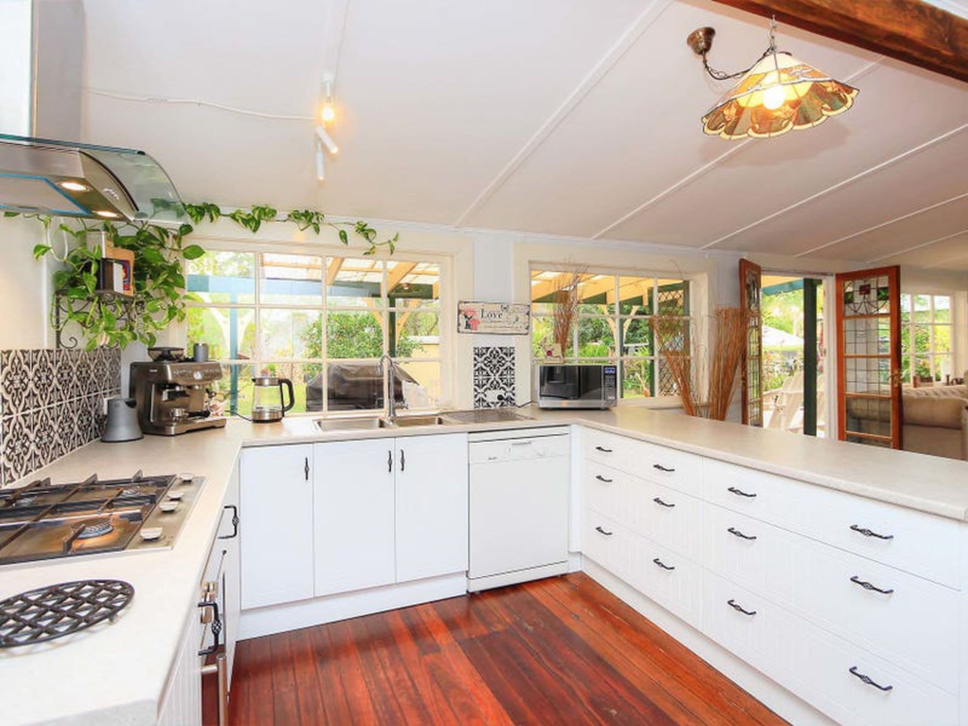 671 Freemans Drive, Cooranbong - Thumbnail 6