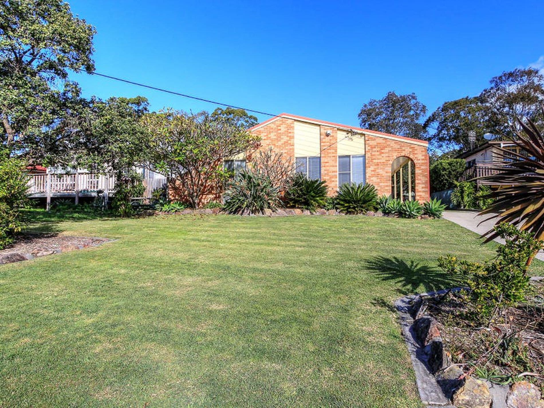 10 Macquarie Road, Morisset Park - Image 1