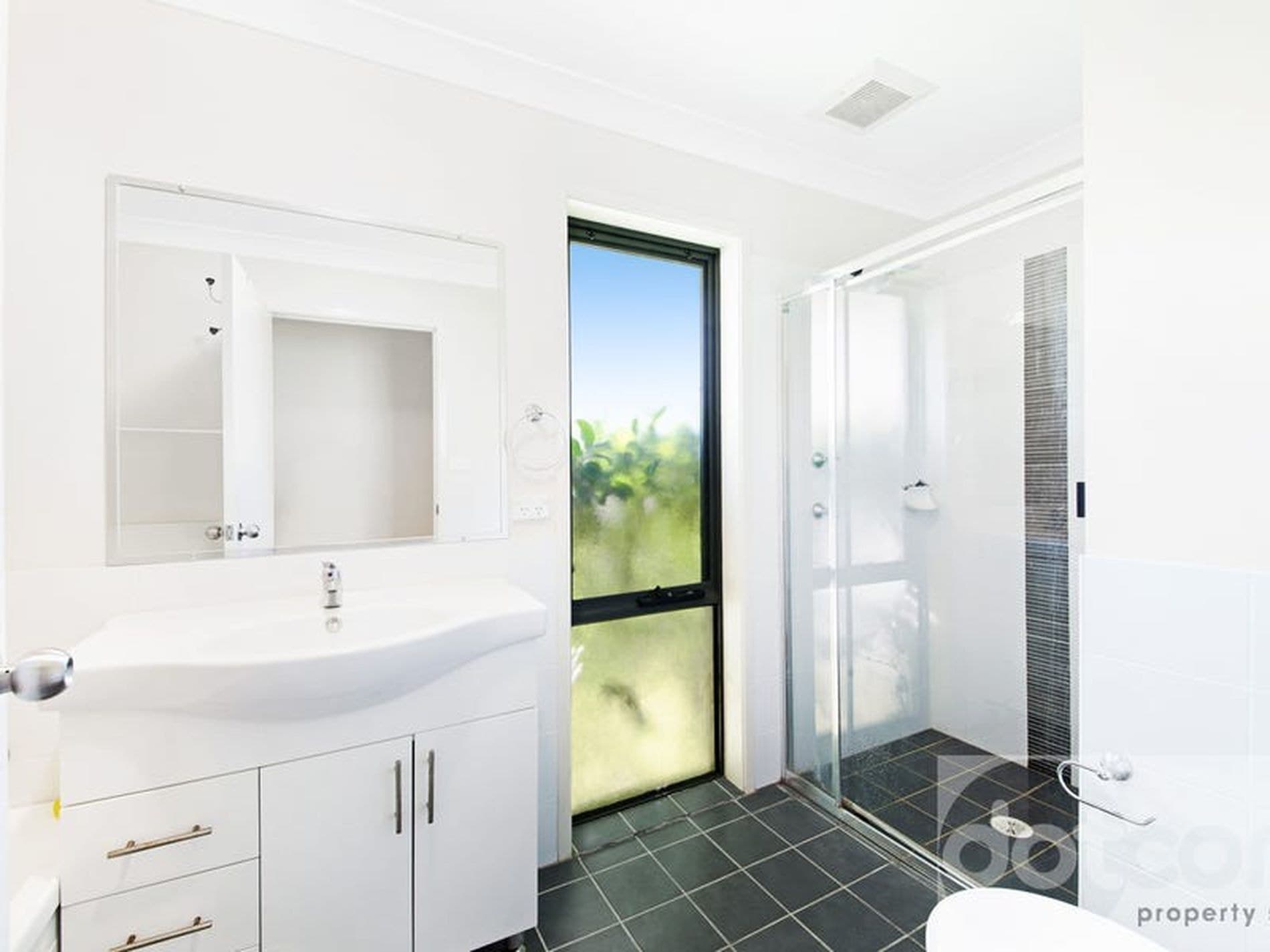 24 / 5 Prings Road, Niagara Park - Thumbnail 3