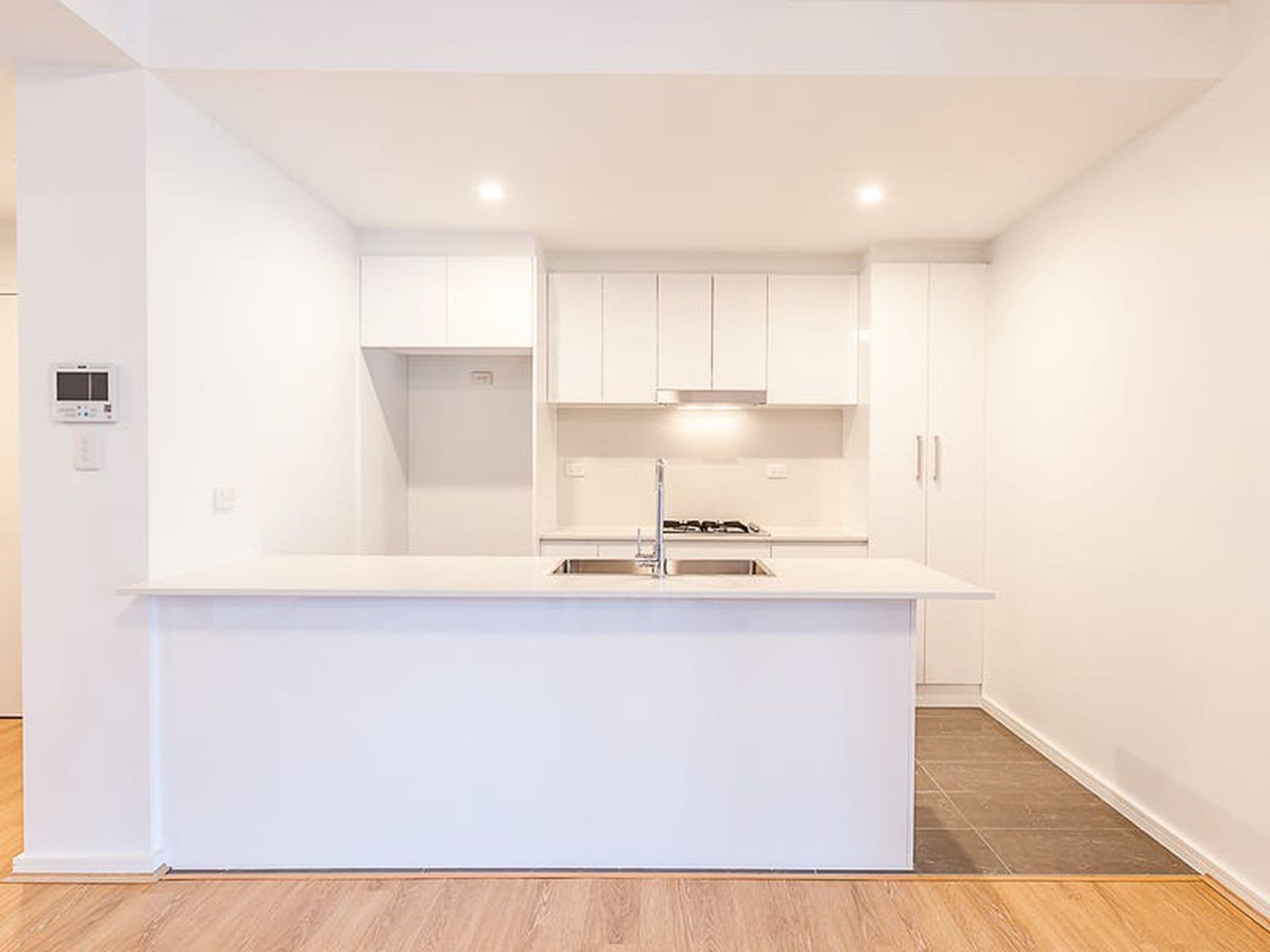103 / 70 Hills Street, North Gosford - Image 1