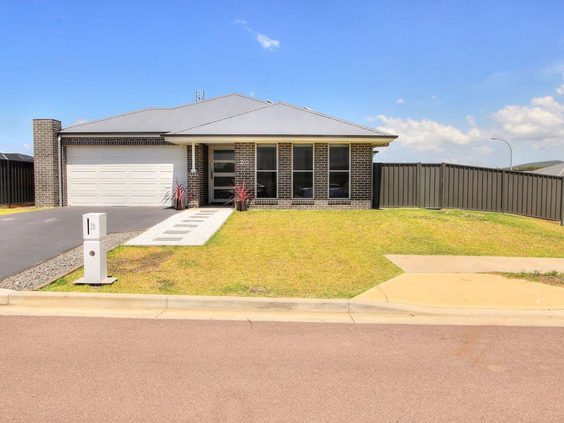 20 Courin Drive, Cooranbong - Image 1